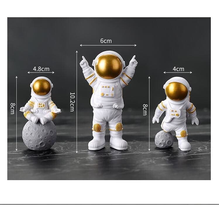 sweety-crib Sculptures & Statues Astronaut Figure Statue
